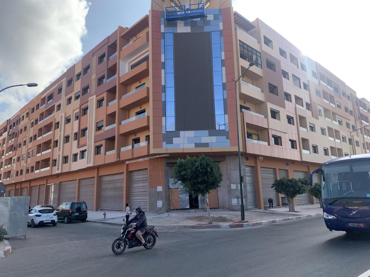 Appartement Nour 5 Marrakech Centre Gueliz Avec Piscine Marrakesh Luaran gambar